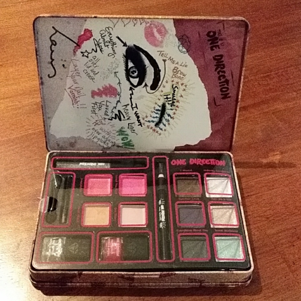 Makeup kit limited edition never used